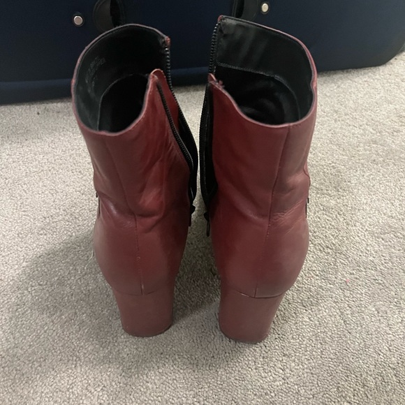 Maroon Purple Red Brown Burgundy Magenta Scarlet Leather 3 inch Heels Boots - Picture 4 of 6